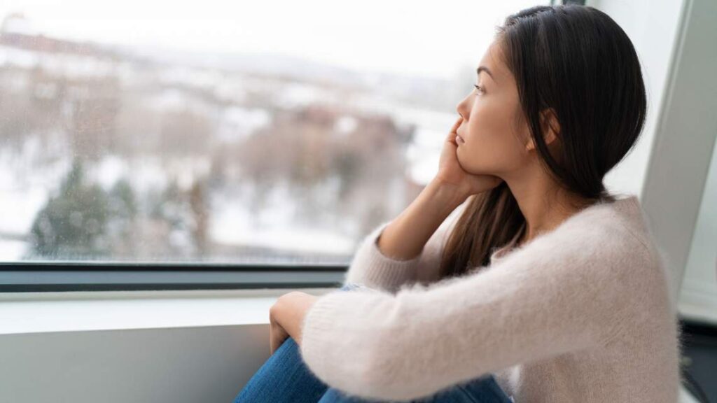 How to Use CBD for Mood Swings